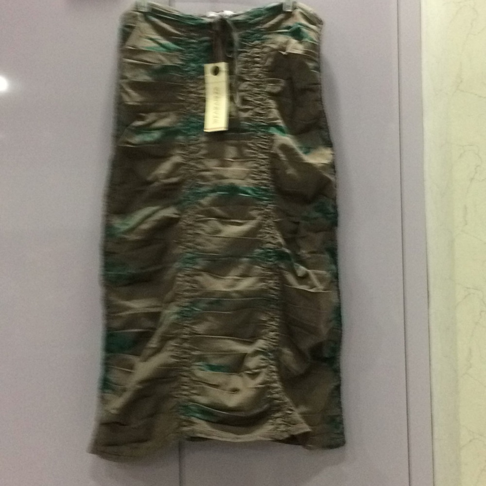 Nwt xcvi wearables skirt xs and small